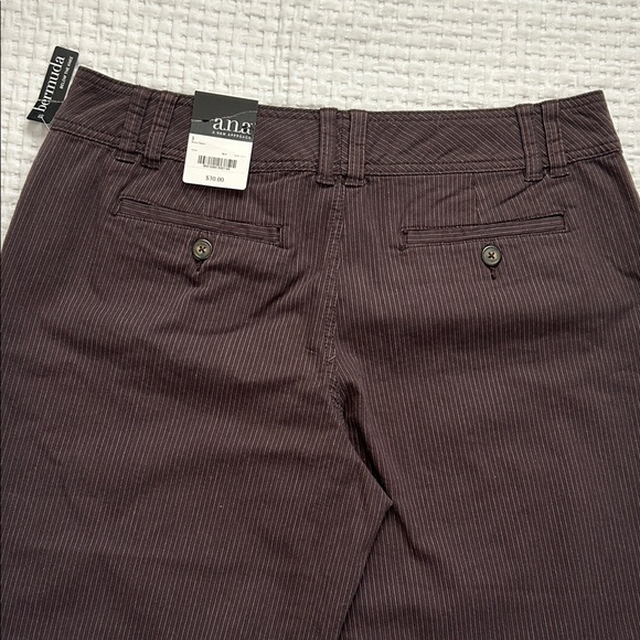 a.n.a Chocolate Pinstriped Women's Shorts - Picture 7 of 12